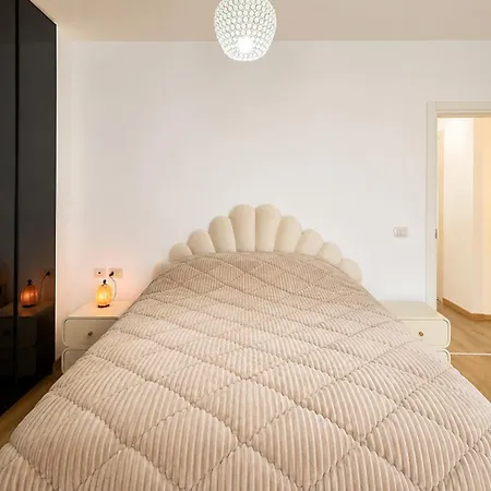 Komsi Group Apartment *